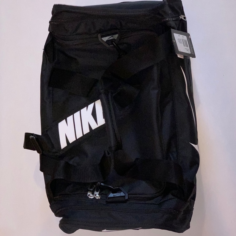 New Nike Medium Duffle Bag - Black